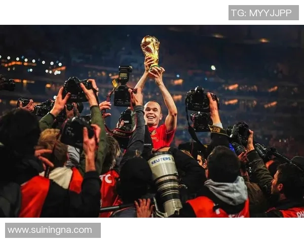 传奇足球明星布莱克的辉煌历程与成就全解析